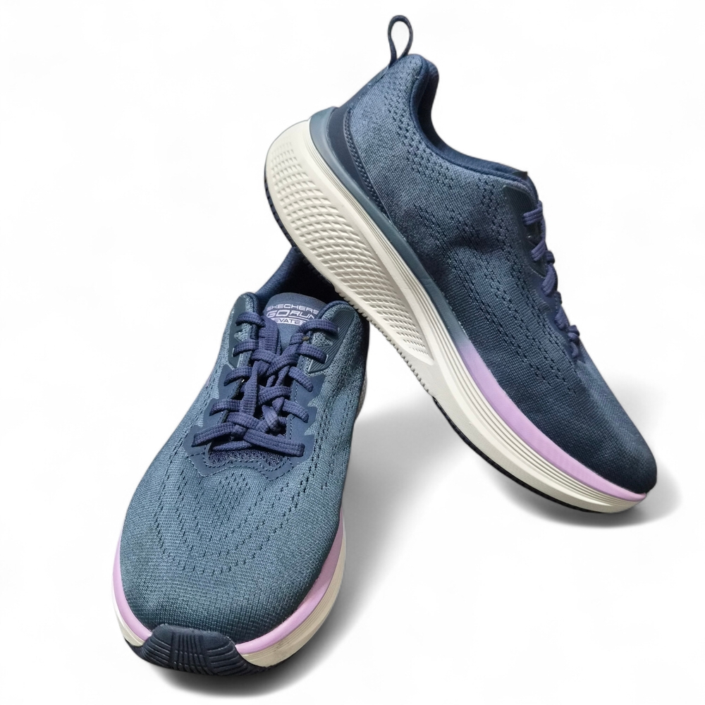 Skechers Women's GO Run 2.0 Elevate Ombre Sneakers Navy/Lavender Size 10 Wide